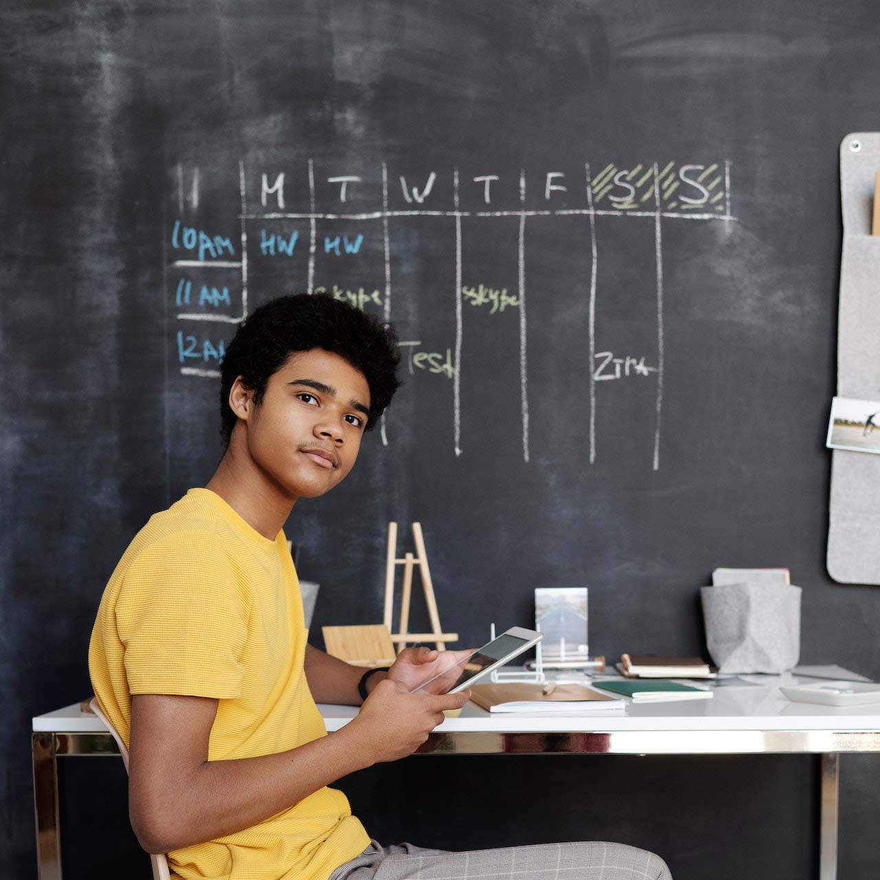 Empowering E-Learning with VAS